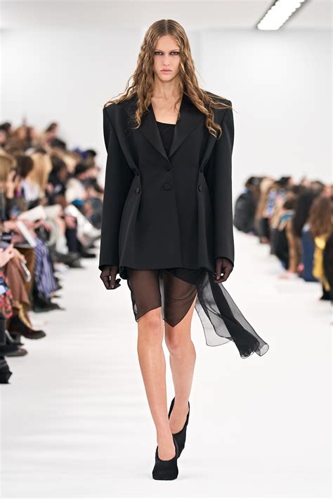 Designer Style GIVENCHY